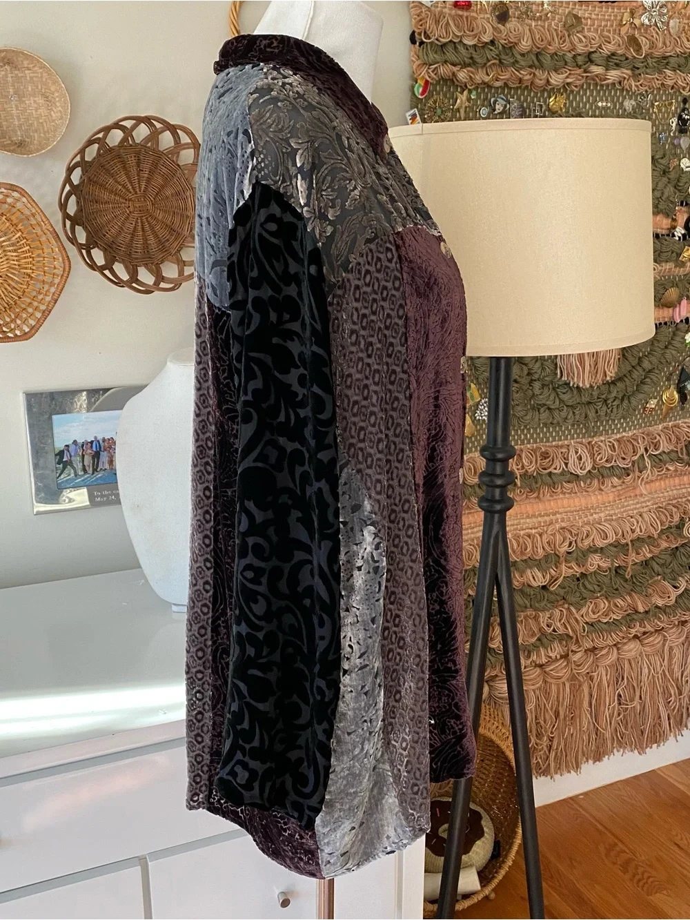 Citron Santa Monica 100% Silk Velvet Burnout Button Down Blouse Size L